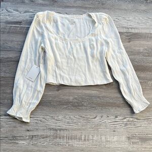 Wilfred White Long Sleeve Top new with tag sizes M